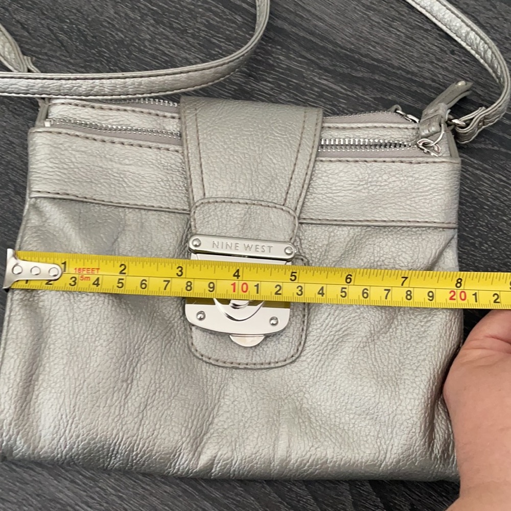 Nine West bag - Picture 9 of 10